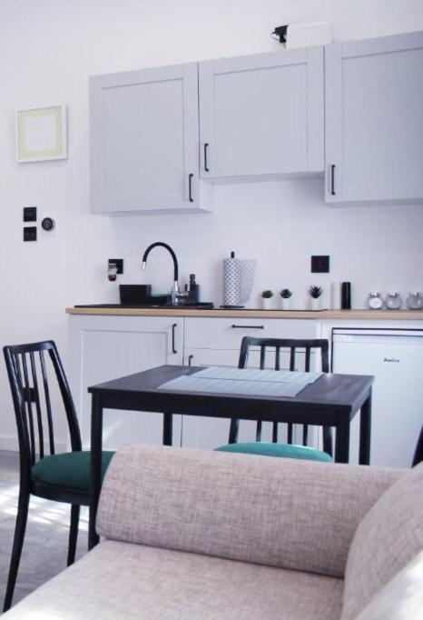 Apartament Z Historia Jelenia Góra Extérieur photo